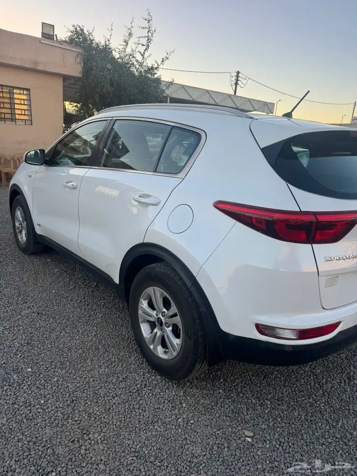 للبيع كيا سبورتاج 2017 ابيض 9