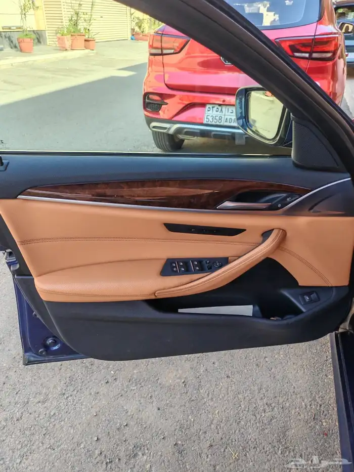 بي ام دبليو الفئه الخامسه 2019 للبيع 3