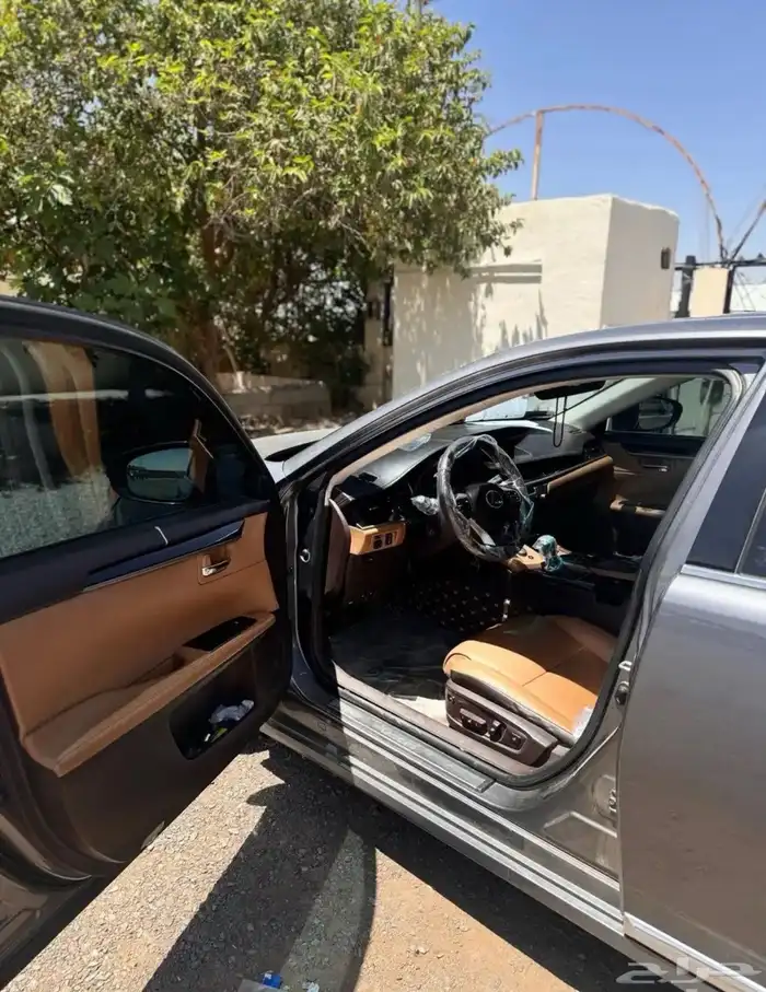 لكزس للبيع 8