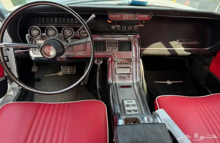 للبيع موديل 1964 السياره مخزنه 1