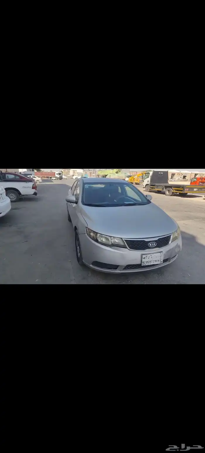 سيارة كيا قير اتوماتيك موديل 2012 ماشية 493 ألف 0