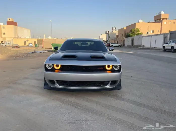 تشالنجر 2010 srt محول إلى 2023 خارجي 3