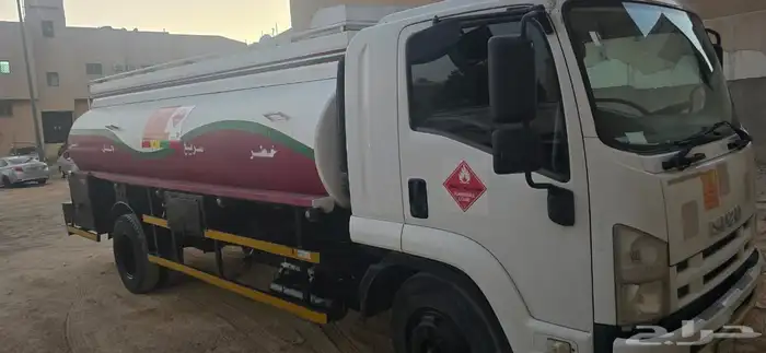 دينه لوري ايسوزو موديل 2016 علي الشرط للبيع. 1