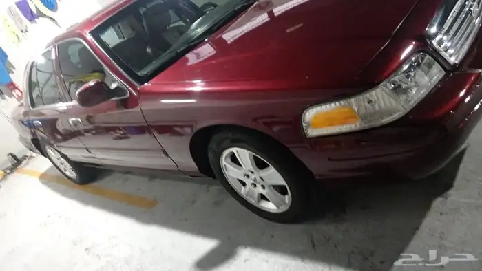 فورد كراون فكتوريا 1