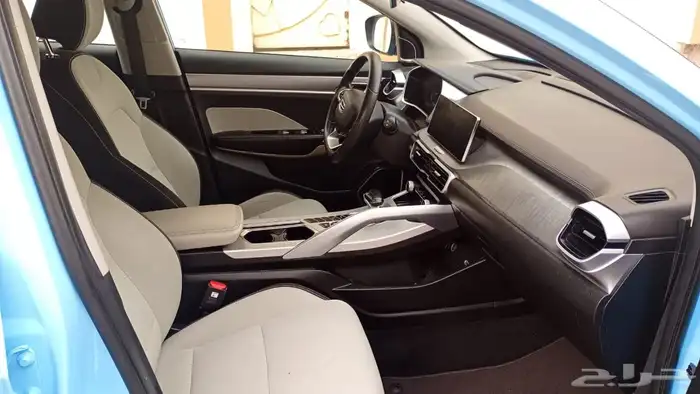 جيلي كولراي 2023 10