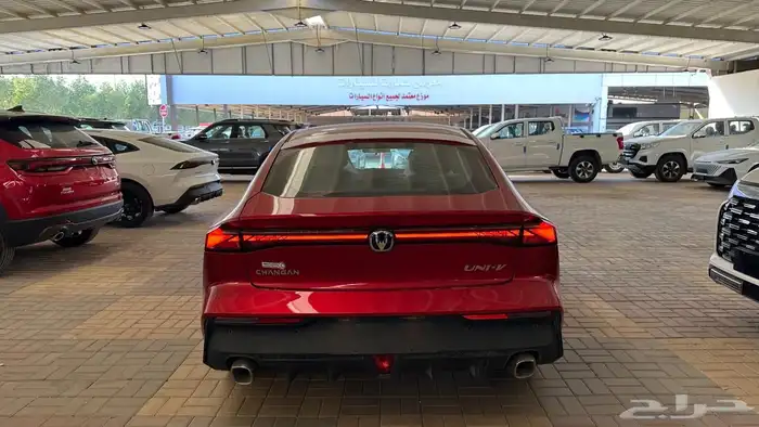 سيارة شانجان UNI-V إيليت 2025 يوني  ي 2025 3