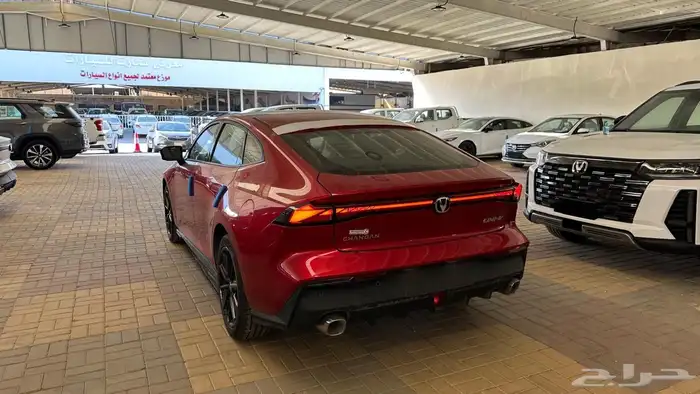 سيارة شانجان UNI-V إيليت 2025 يوني  ي 2025 4