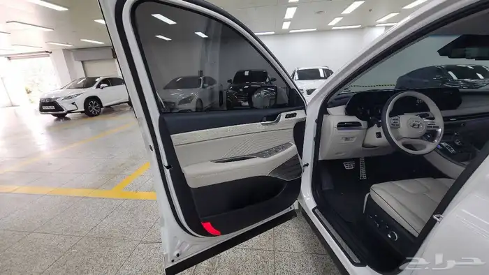 باليسيد كاليجرافي - 2023 - بنزين - دبل - 8 ركاب 8