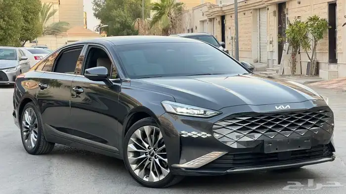 كيا K8 بلاتينيوم 2022 - 6 سلندر - مواصفات خاصة 2