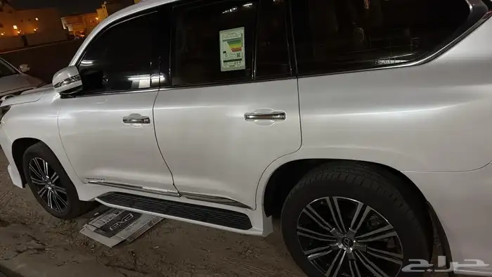 سيارة جيب لكزس 6