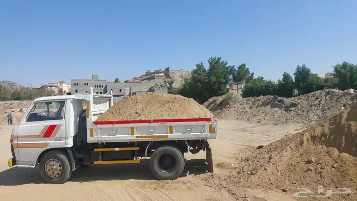 قلاب ديهاتسوا 1984 نضيف 3