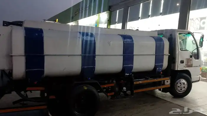 ديانا أيسوزو موديل 99 خمسه مسمار فحص منتهي استماره منتهي 2