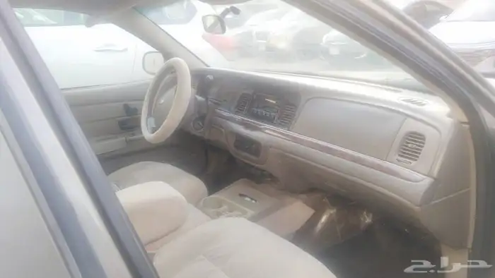 اللييع فورد كراون فكتوريا2005 1