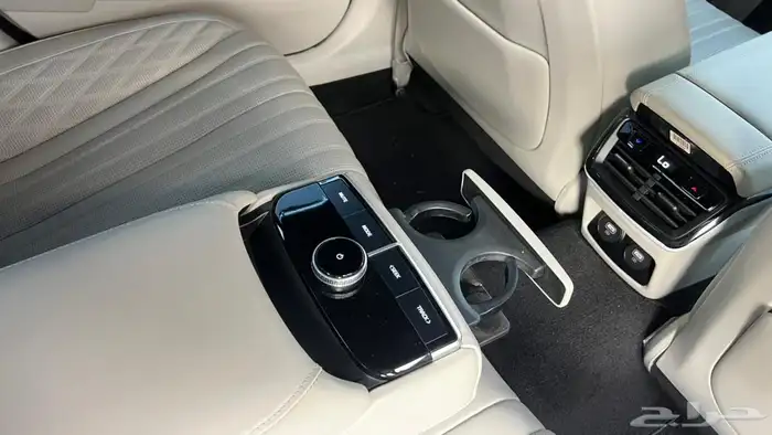 كيا K8 بلاتينيوم 2022 - 6 سلندر - مواصفات خاصة 22