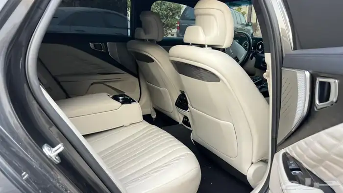 كيا K8 بلاتينيوم 2022 - 6 سلندر - مواصفات خاصة 21