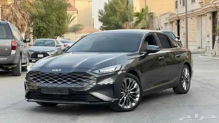 كيا K8 بلاتينيوم 2022 - 6 سلندر - مواصفات خاصة 0