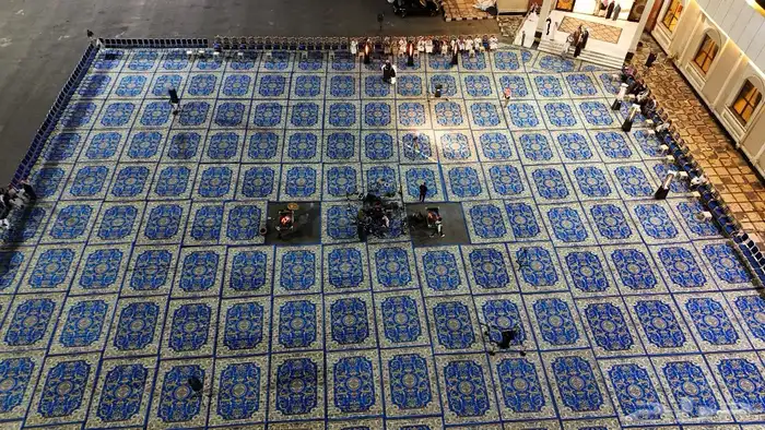 فرش وزل ملكي وكراسي ملكي جديد ومستخدم للايجار 4