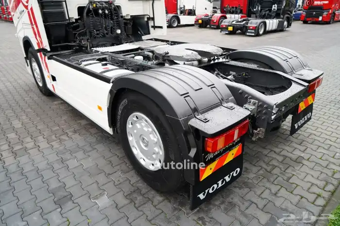 راس شاحنةفولفو 2021م 6