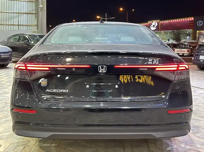 هوندا اكورد نص فل 2025 سعودي 3