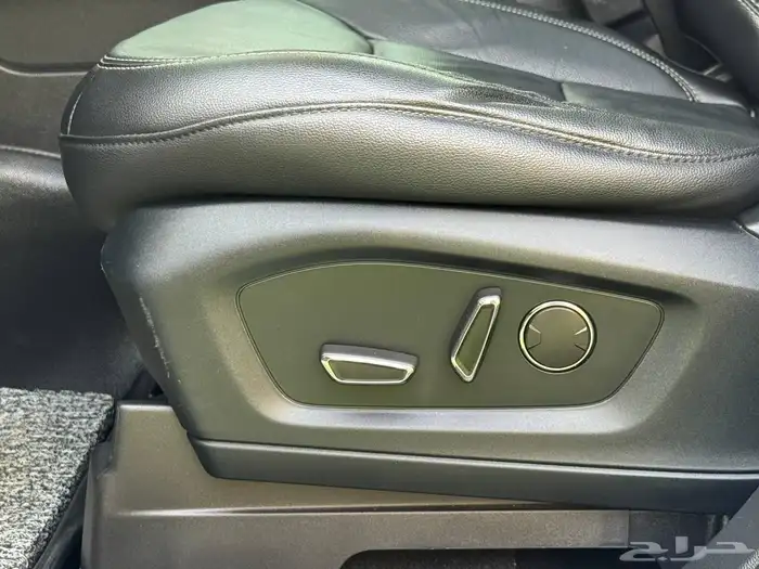 فورد اكسبلور 2020 تم التعاقدعليها بعملوة 1000 ريال . 24