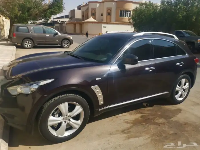 سيارة انفنتي fx35 2010 2