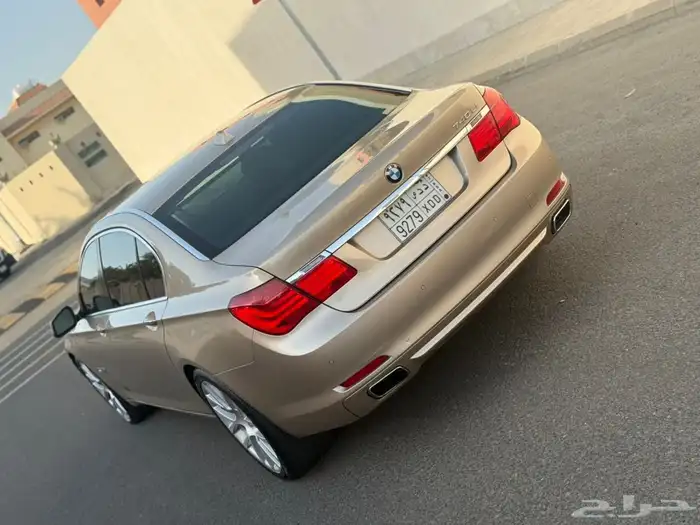 بي ام دبليو 730 ممشى قليل شد بلد 3