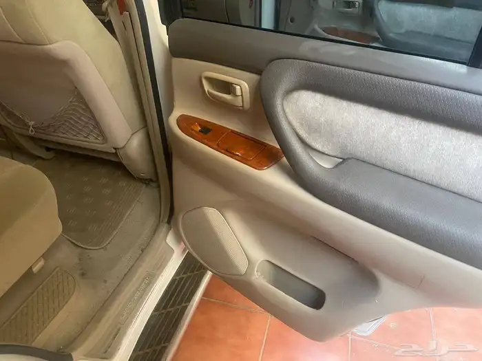 للبيع جيب جكسار 2007 13