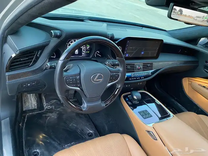 لكزس LS 500 2023 14