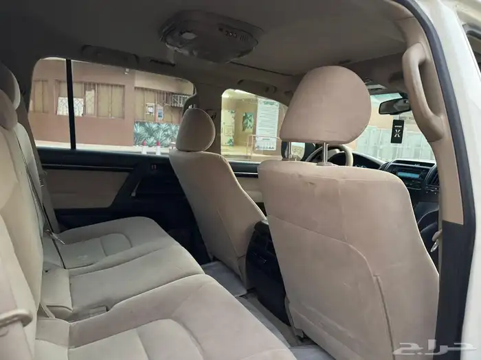 لاندكروزر 2011 فل كامل وكاله الحد 10