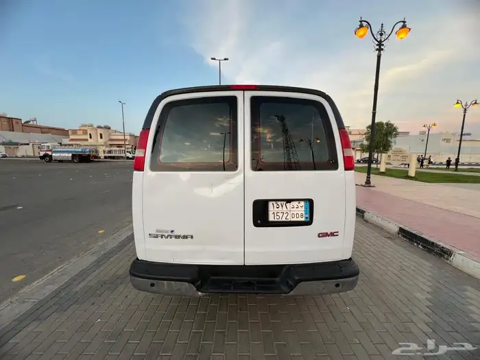 سافانا موديل 2017 ماشي 126 الف فقط مالك واحد شرط للبيع 5