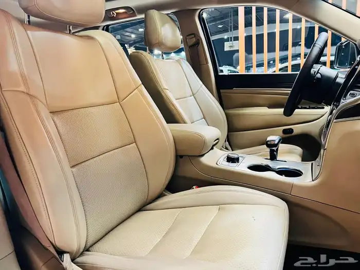 جراند شيروكي 2014 لمتد V8 (( بحاله ممتازه)) 11