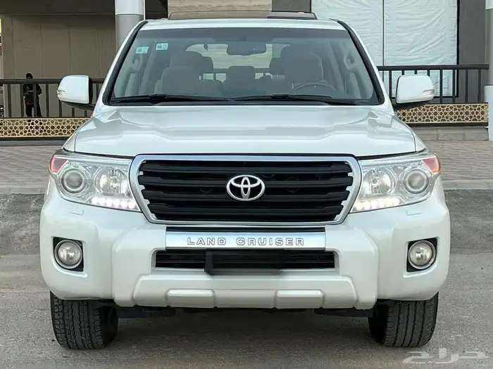 لاندكروزر - 2012 - GXR - سعودي 8 0