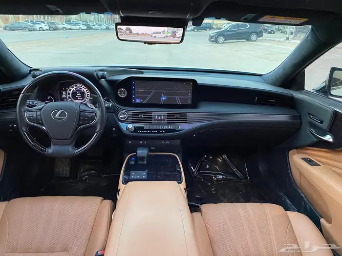 لكزس LS 500 2023 11