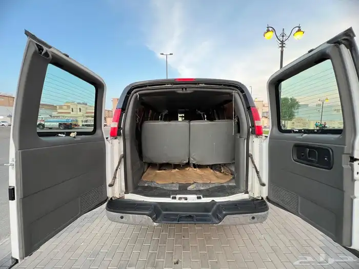 سافانا موديل 2017 ماشي 126 الف فقط مالك واحد شرط للبيع 6