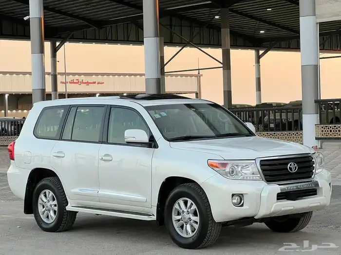 لاندكروزر - 2012 - GXR - سعودي 8 4
