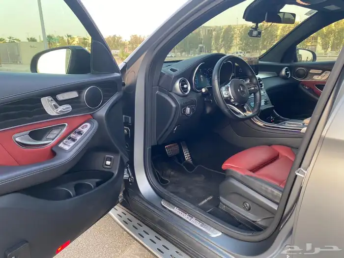 مرسيدس GLC 300 موديل 2021 9