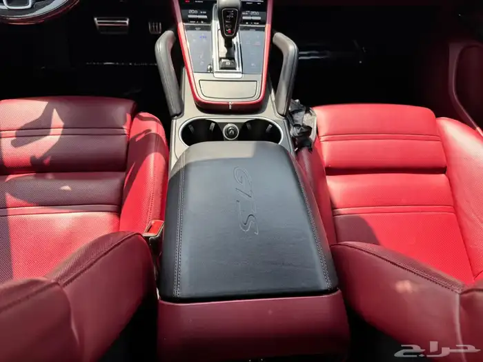 بورش كابين جي تي اس كوبيه 8