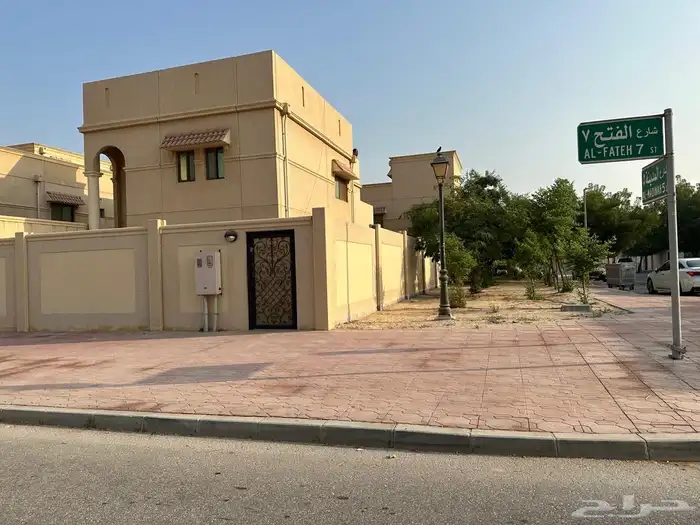 فيلا زاوية في الجبيل الصناعية للبيع 0