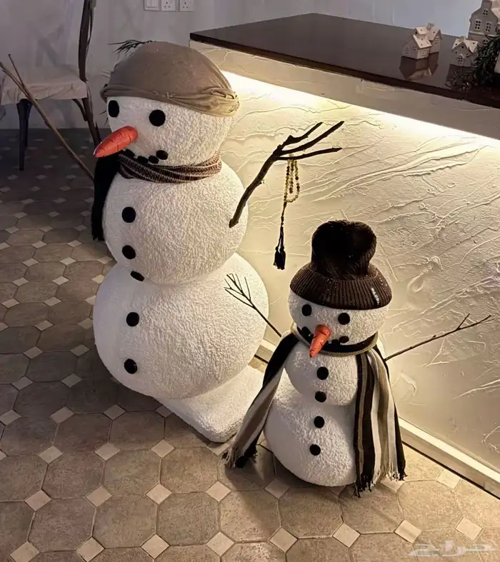 رجل الثلج منحوت 1