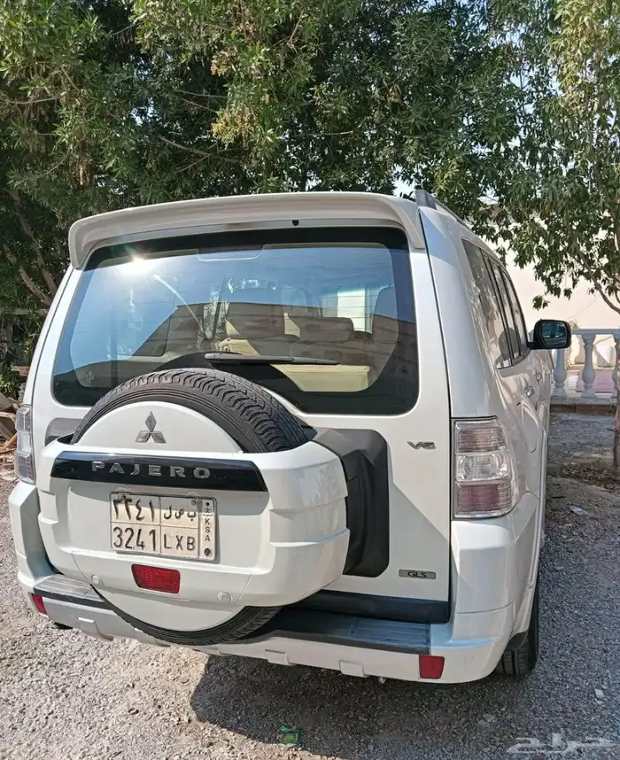 جيب باجيرو 3