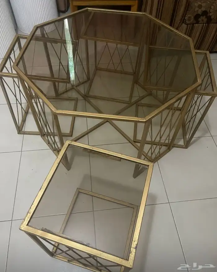 طاولة وسط و3 خدمة 1