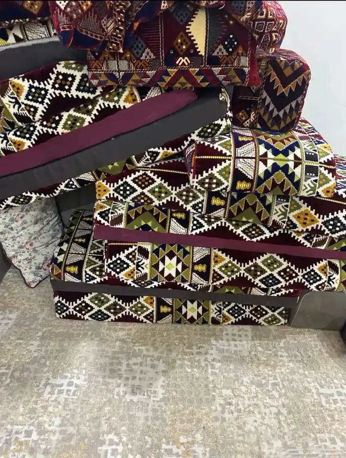 البيع مساند ضهر سفنج تراثيه 2