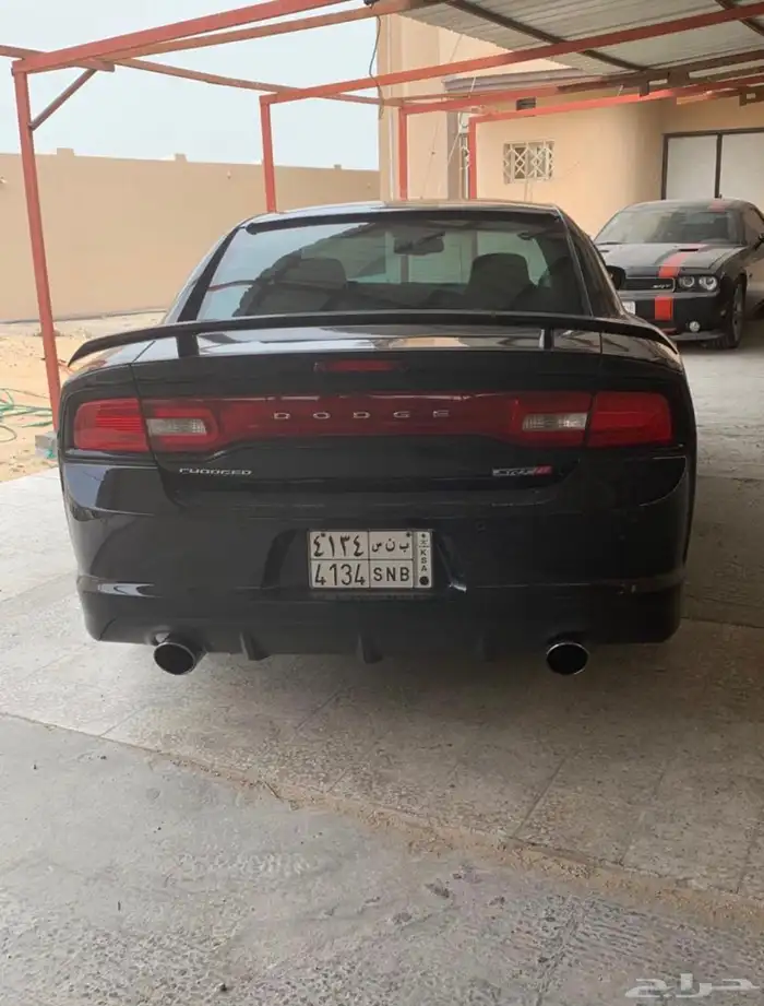 شارجر 2012 SRT8 فل كامل 1