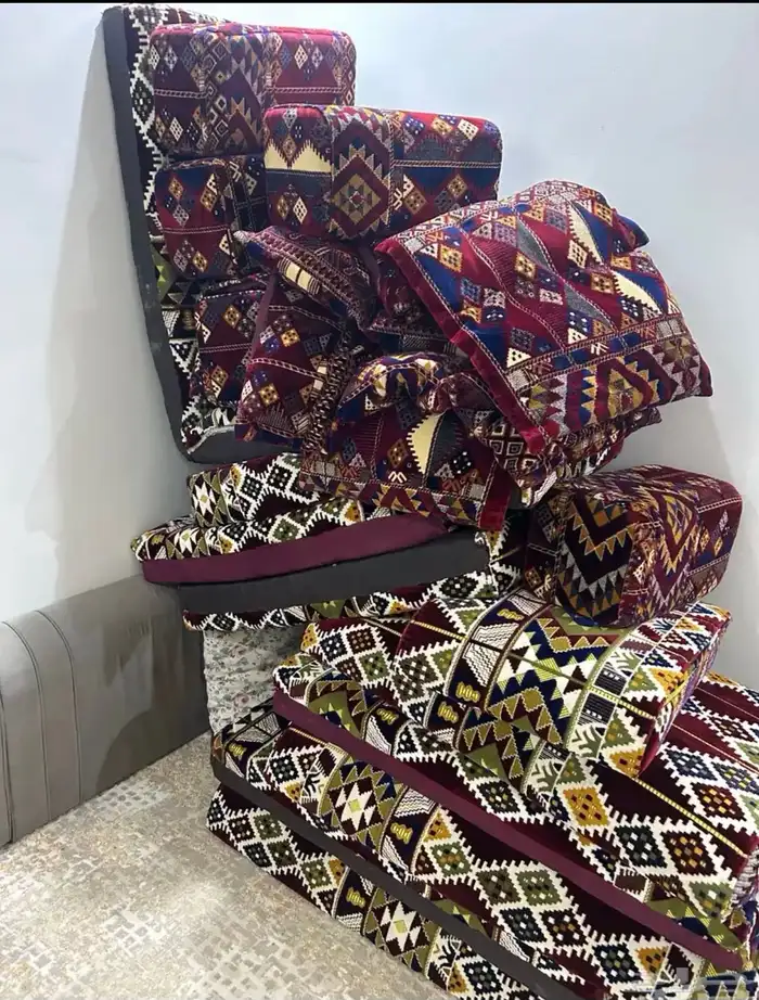 البيع مساند ضهر سفنج تراثيه 4