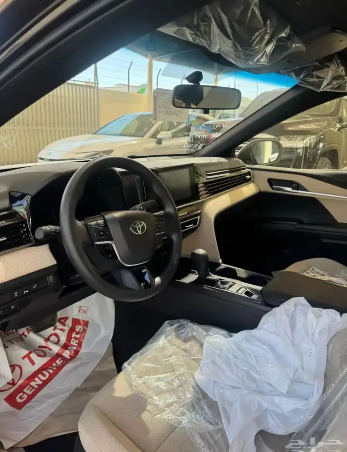 تويوتا كامري 2025 E استاندر سعودي أصفار 6