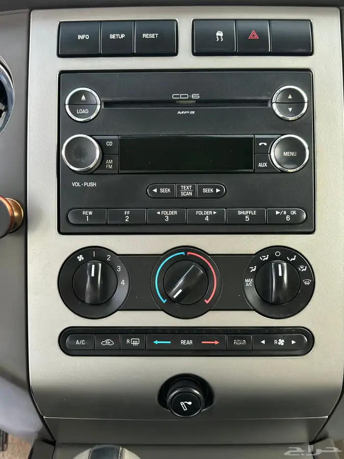 فورد اكسبديشن 2010 قصير سعودي نص فل XLT بدون دبل 21