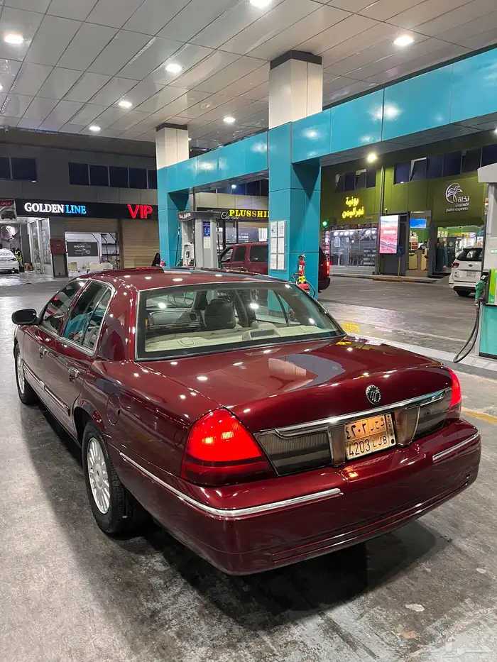 للبيع ماركيز 2007 امريكي 3