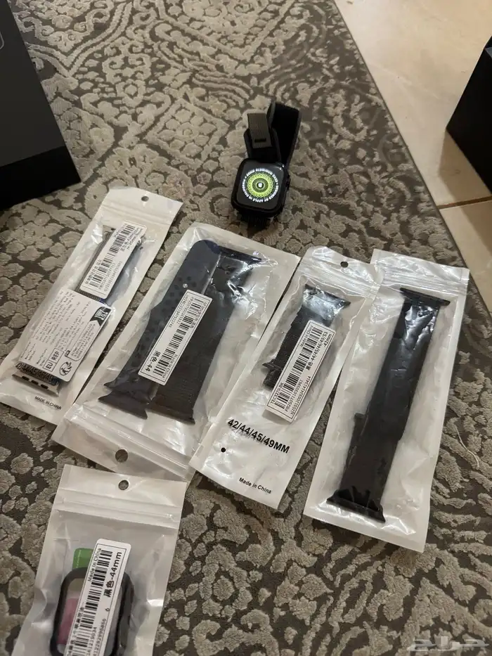 للبيع ساعة ابل 8