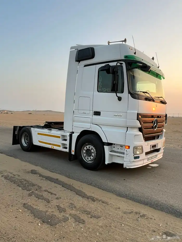 شاحنة اكتروس 2009 للبيع شد بلد 2