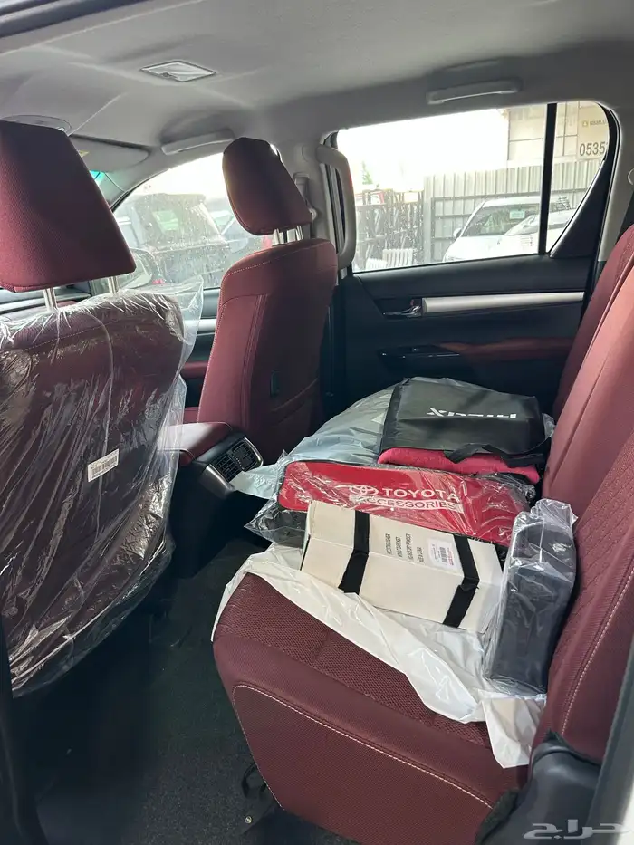 تويوتا هايلوكس 2025 فل كامل سعودي بنزين اوتوماتيك 7